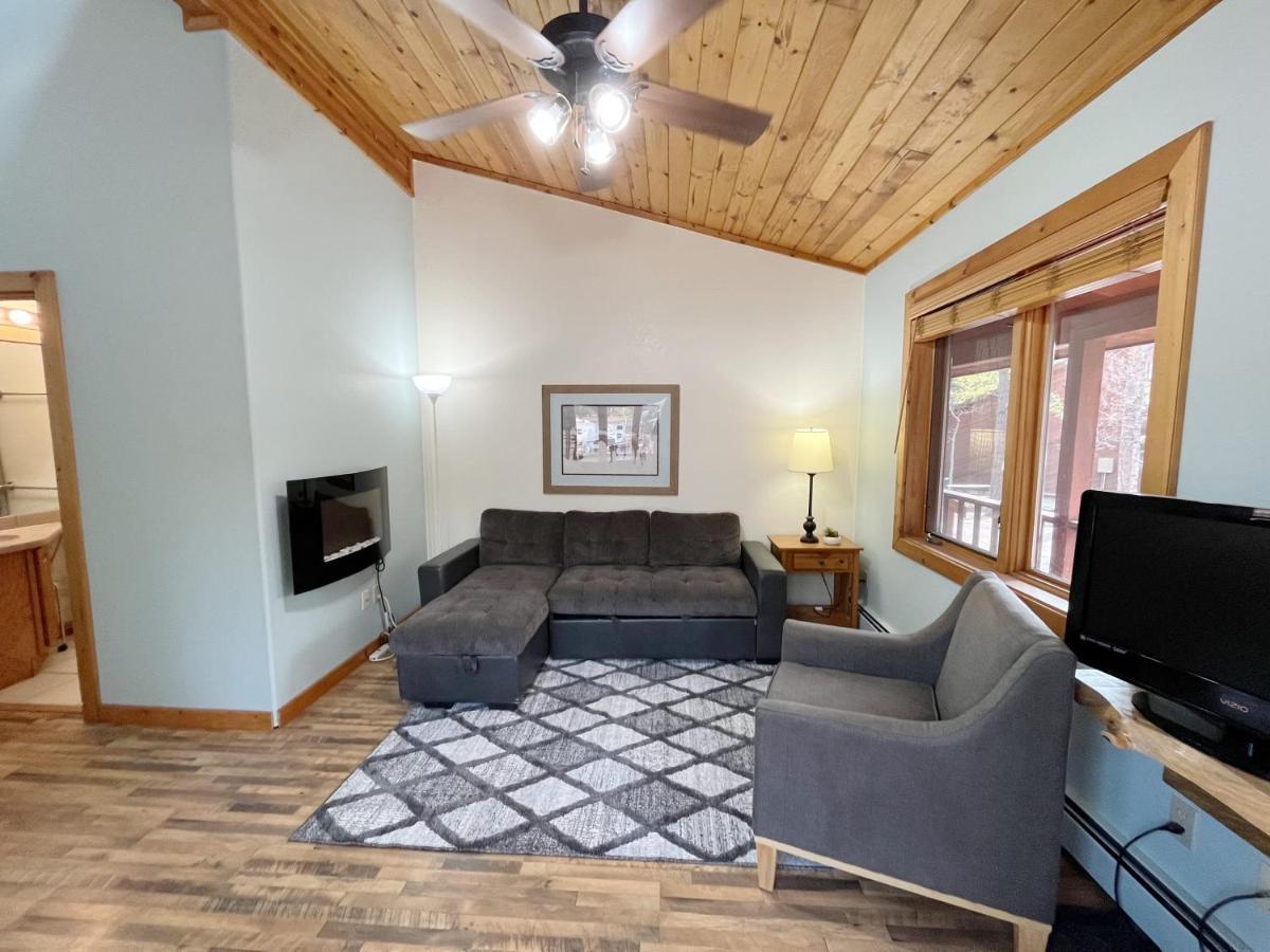 Cabin A Suite Bed And Breakfast Woodland Park Dış mekan fotoğraf